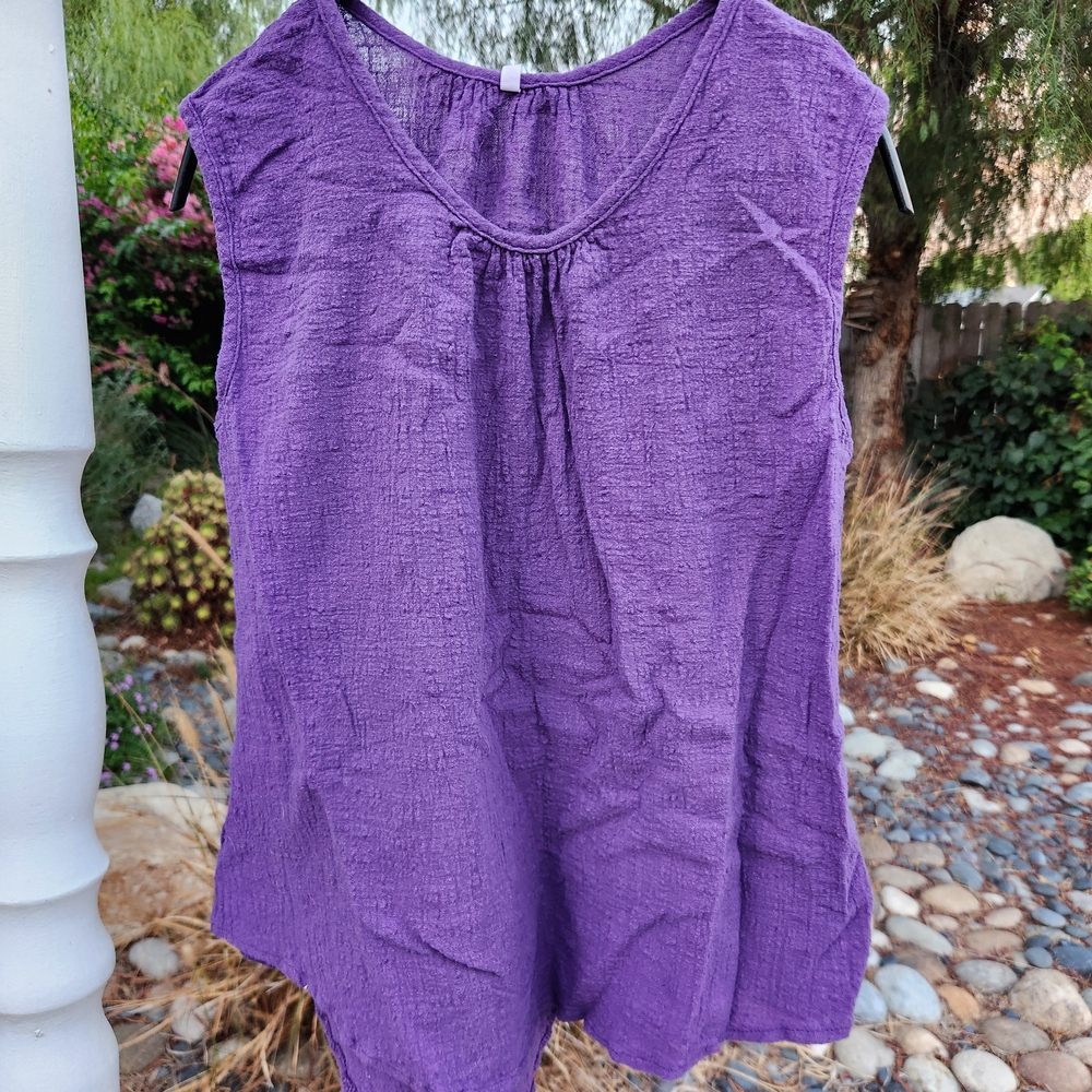 Purple Sleeveless Women's Top